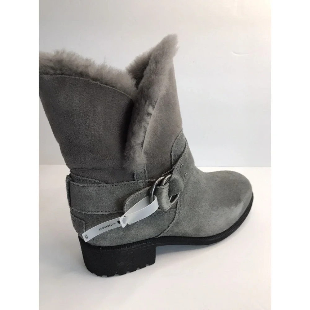Women's ugg bodie charcoal grey faux fur lined buckle water proof boot‎ size 6